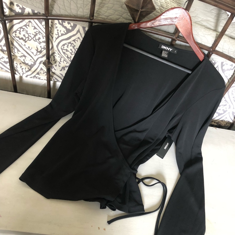 DKNY … black wraparound top NWT